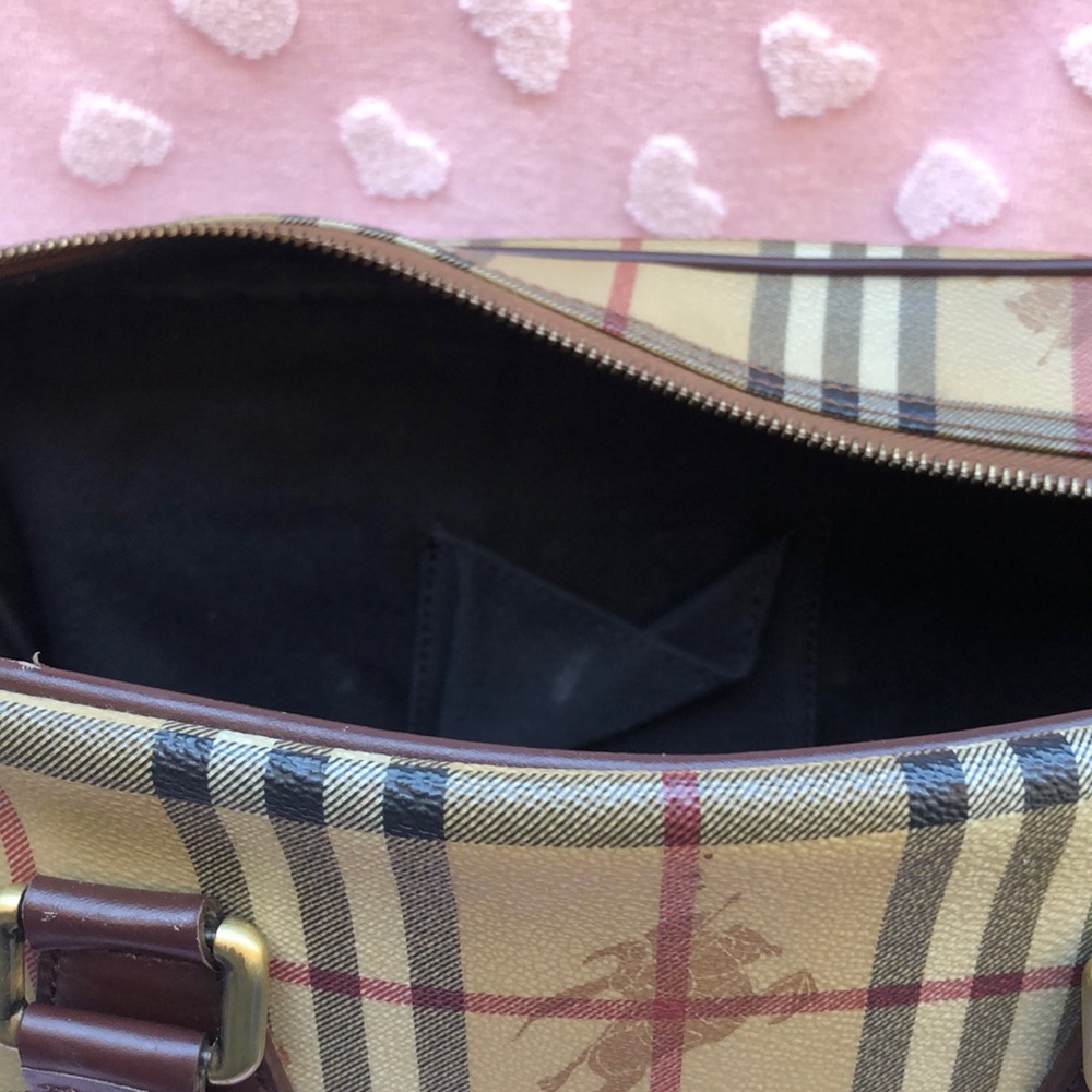 Burberry Bag - Picture 9 of 14